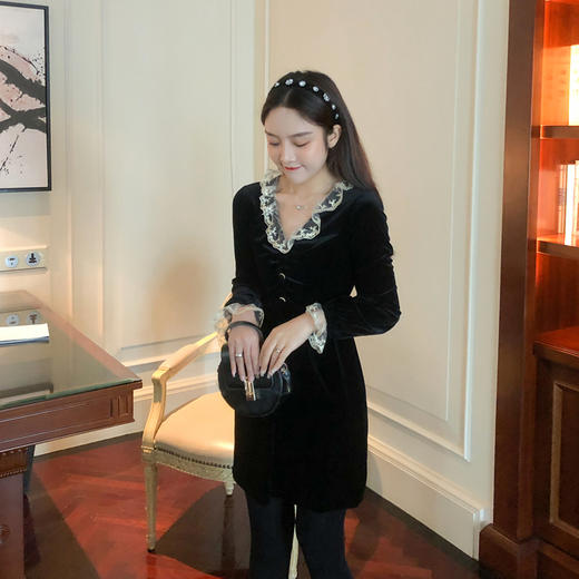 <曾小咸推荐>巨折清仓秒杀，稀有现货24小时发【仅限今日】 甜美的蕾丝金丝绒 长短闺蜜可穿搭 商品图1