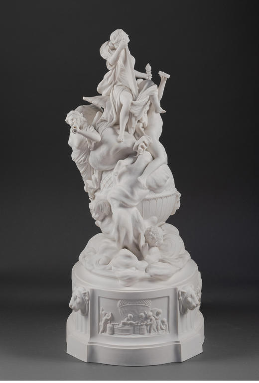 独角鹿西洋古董塞弗尔纪念Montgolfier兄弟发明热气球素胎瓷群雕 商品图2