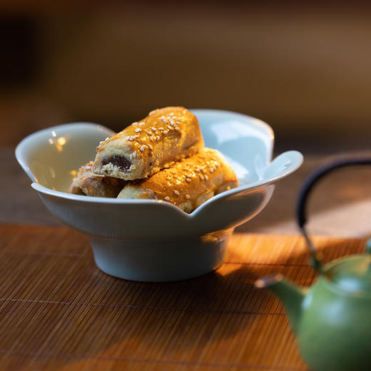 朱炳仁丨花开幸福 茶礼套装 1小幸壶1青瓷壶承1紫铜壶叉2白瓷杯 商品图7