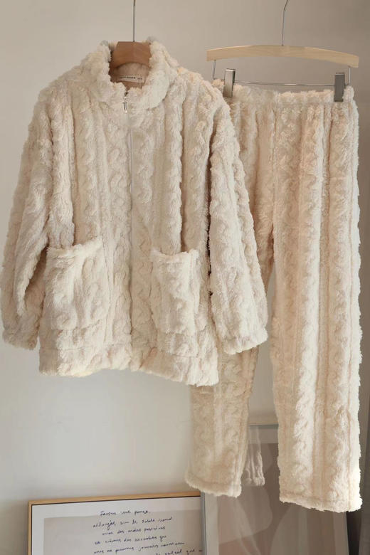 【限时折扣】利蜂LOUIS ROYER秋冬家居服 商品图3