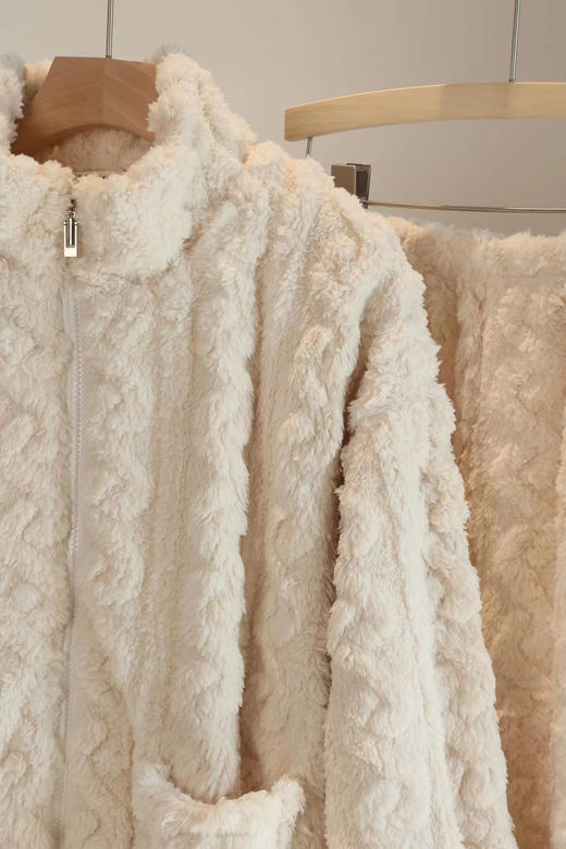 【限时折扣】利蜂LOUIS ROYER秋冬家居服 商品图5