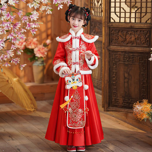 DY-8818儿童汉服女童拜年服冬季新款童装小女孩中国风唐装红色裙套装 商品图2