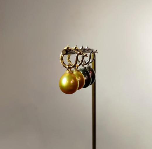 大溪地黑珍珠、南洋金珠K金钻石镶嵌设计款耳环 商品图6