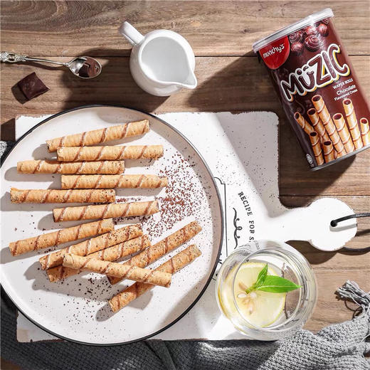 进口马来西亚马奇新新巧克力注芯蛋卷威化饼干夹心曲奇零食85g 1件装 商品图2