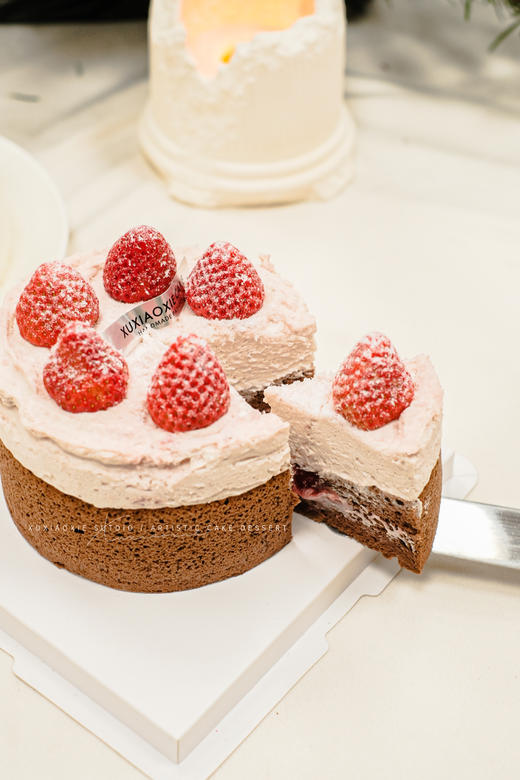 【草莓屋】草莓酸奶奶油爆浆（咖啡可可蛋糕胚？ 商品图4