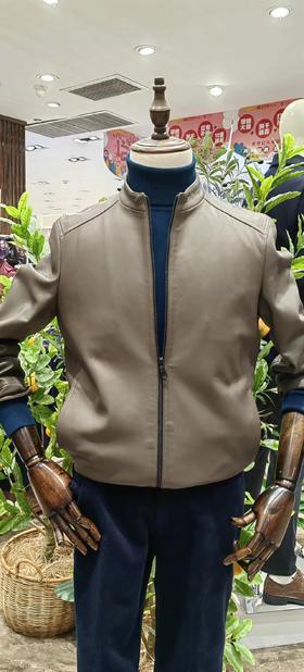 4F蒙帝菲尔男装