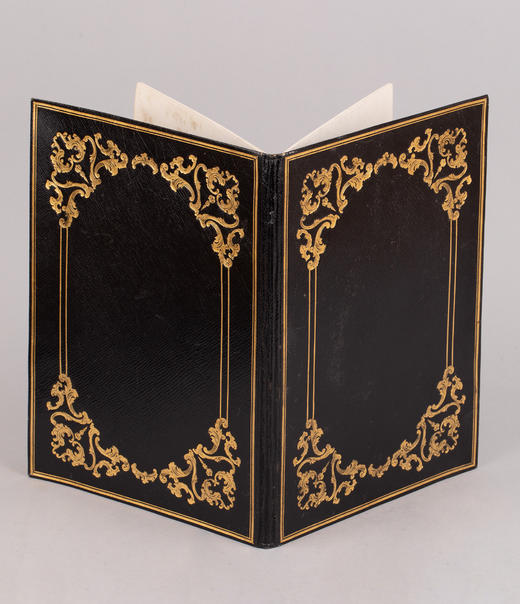 独角鹿西洋古董英国木质外盒卷叶花卉纹样铜鎏金母贝文房用品套件 商品图2