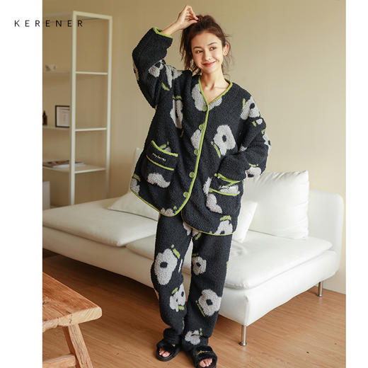 可人儿【云朵绒】睡衣女士冬季保暖气质加厚法兰绒可外穿家居套装 商品图2