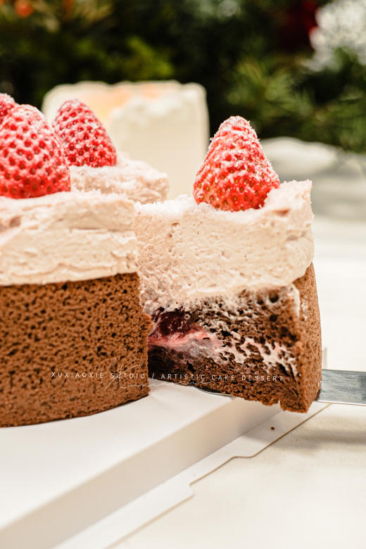 【草莓屋】草莓酸奶奶油爆浆（咖啡可可蛋糕胚？ 商品图2