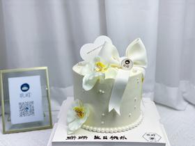 蝴蝶兰&翻糖蝶结造型蛋糕