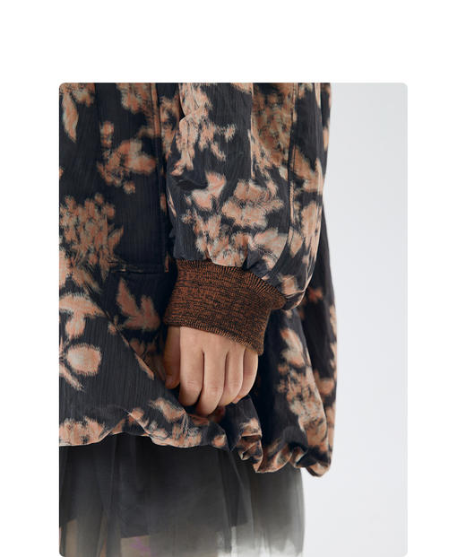 JNBY  22年冬款  印花中长款风衣  1MB910850 商品图4