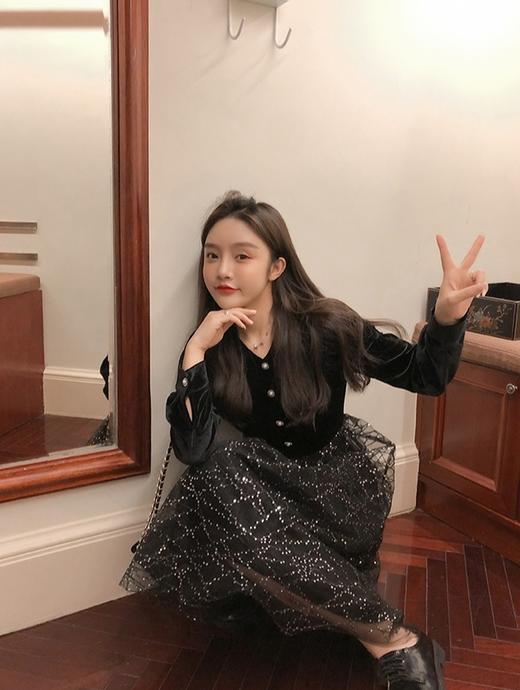 金丝绒拼网纱裙feel 商品图1