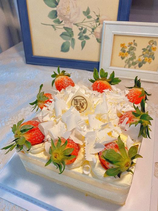 初雪草莓蛋糕 商品图1