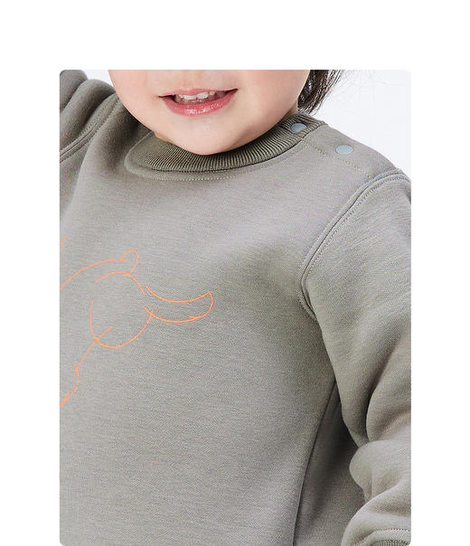 JNBY   22年冬款  兔子图案圆领套头卫衣  YMB410130 商品图4