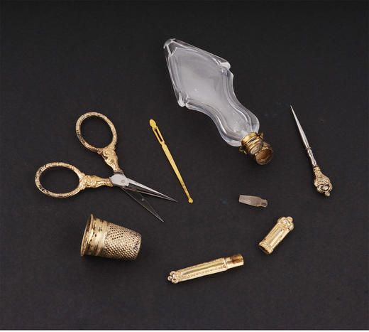 独角鹿西洋古董法国大理石嵌铜鎏金蛋形母贝水晶香水瓶缝纫套件 商品图4