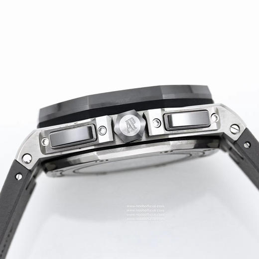 『经典款』Noob factory独家钛金属皇家橡树离岸型系列26400IO.OO.A004CA.01          26400IO.OO.A004CA.02    组合坚固耐用的钛金属表壳❕❕❕ 商品图9