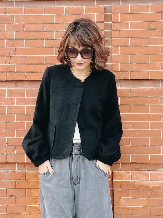 TYNVIE 灯笼袖高腰小外套 - 黑色 商品图0