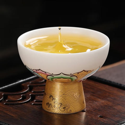 【禅茶一味 观赏品鉴】七彩莲花羊脂玉瓷步步高升、禅定杯、茶具套组，徐建勇老师签章，瓷质温润如玉 迎光透亮，莲花堆金 色彩鲜明，端庄秀丽 典雅大方，珍藏品鉴 送礼臻品 商品图8