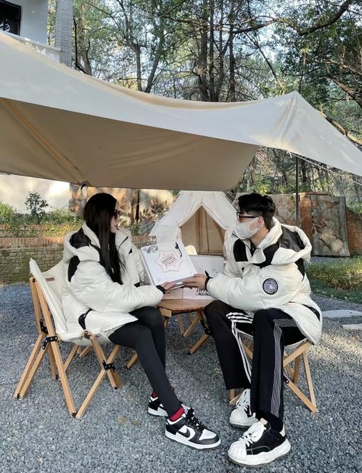 代购级版本！！新百伦新款保暖情侣连帽徽章羽绒服外套 商品图3