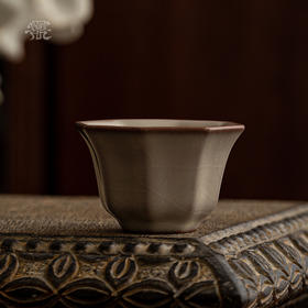 问鼎哥窑致巧款八方杯