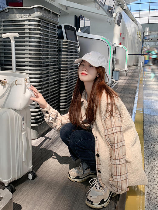 【299元任选2件】秋冬韩版加绒保暖上衣潮 商品图0