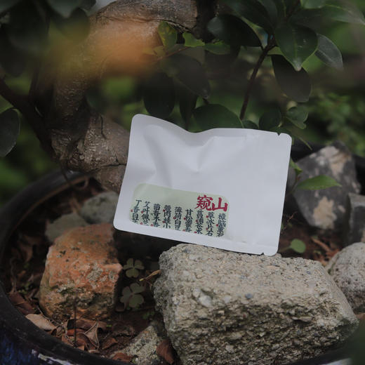 手作窥山香牌 | 十六种配方。随身携带小香囊。白芷丁香佩兰艾叶木香小茴香肉桂 白豆蔻薄荷藿香甘松苍术石菖蒲冰片薰衣草樟脑 商品图3