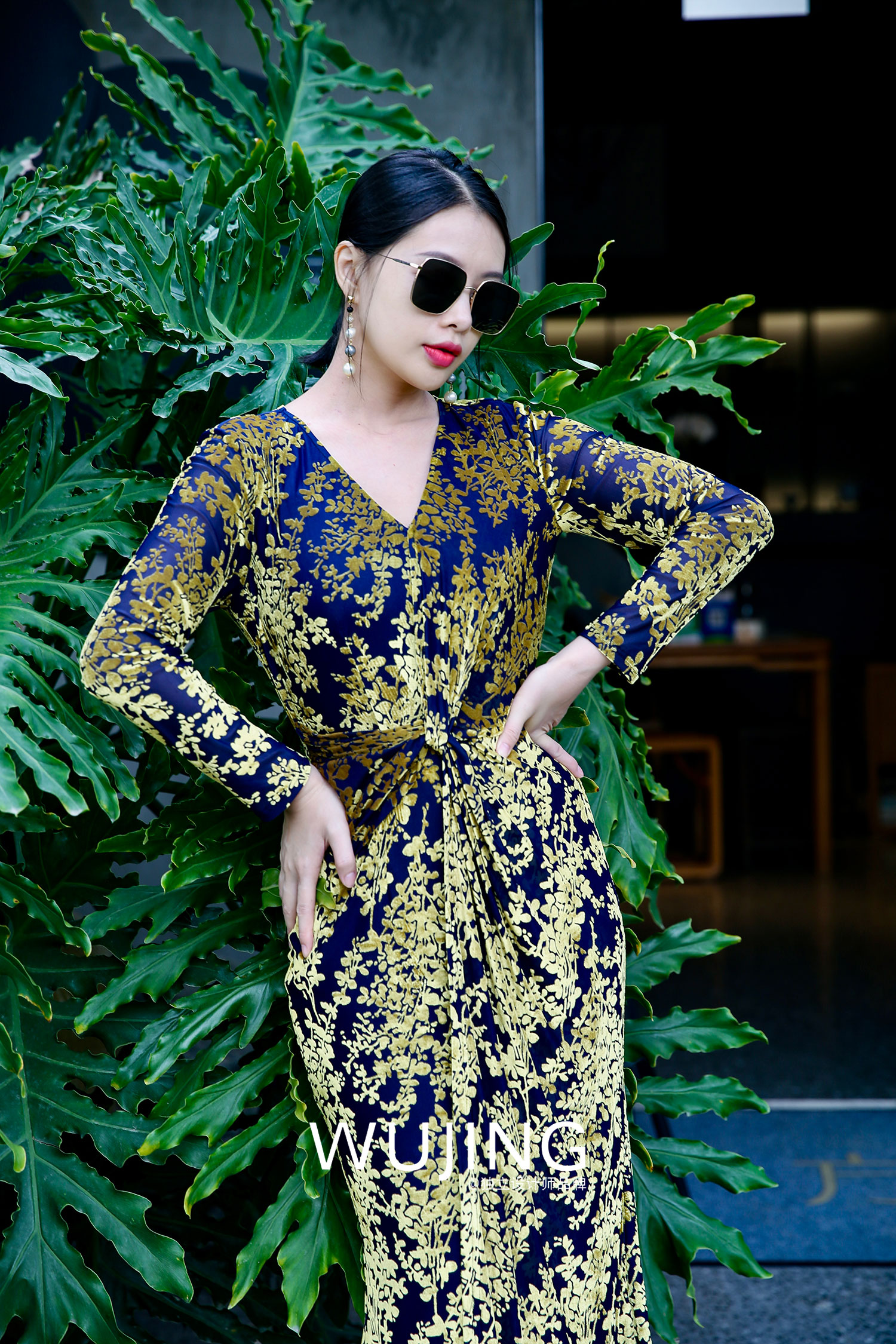 【雾境定制款】金枝玉叶烧花丝绒 优雅女人味修身连衣裙 2202213