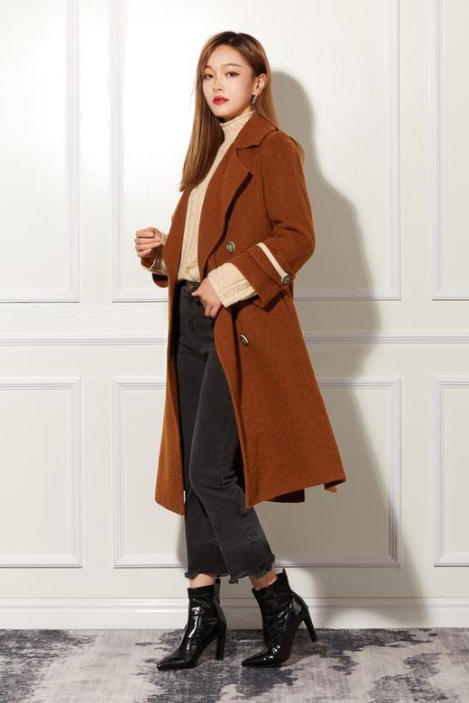 LNNNS 杏色高领上衣 10714 商品图3