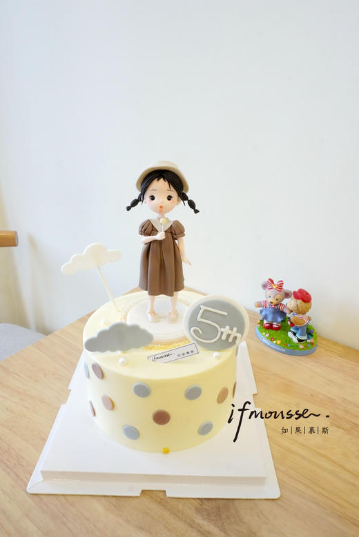 「翻糖」奶油蛋糕+翻糖 两个小辫子女孩 年龄请备注 商品图0