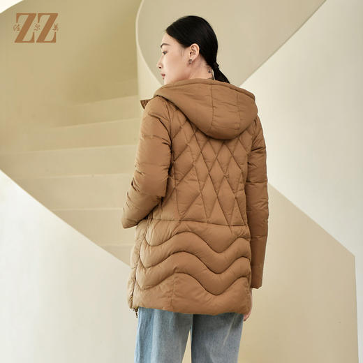 佐尔美冬季新款 气质连帽双面穿菱形格羽绒服女E24YY05 商品图2