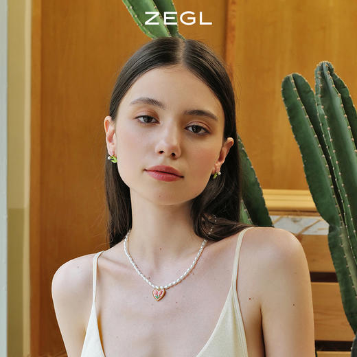 ZEGL爱心郁金香项链女芭比风粉色人造珍珠轻奢小众法式粉色花朵锁骨链 商品图4