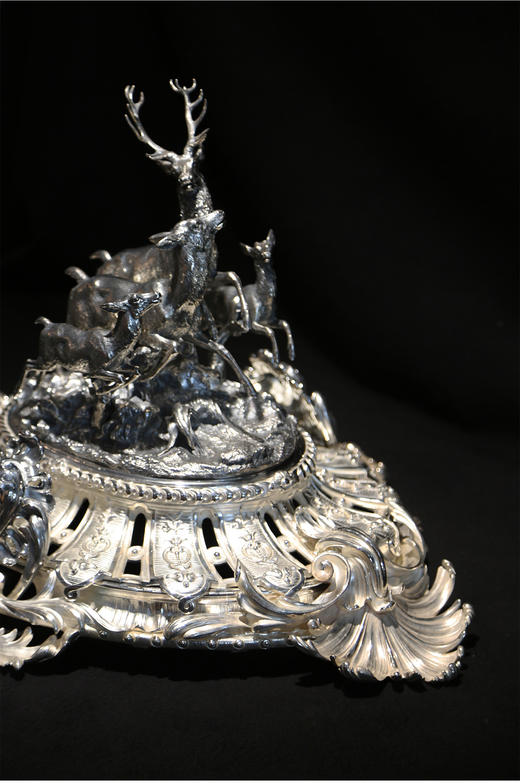 独角鹿西洋古董法国Christofle昆庭洛可可风格铜镀银群鹿餐桌摆件 商品图3