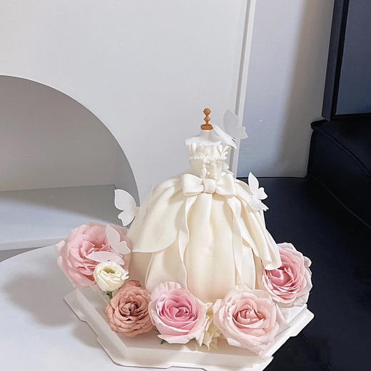 鲜花超仙半翻糖蛋糕（默认1.5磅） 商品图1