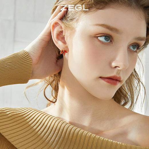 ZEGL红色枫叶耳环女2022年新款潮小众设计感高级耳钉925银针耳饰 商品图2