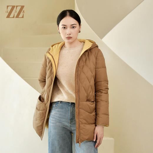 佐尔美冬季新款 气质连帽双面穿菱形格羽绒服女E24YY05 商品图3