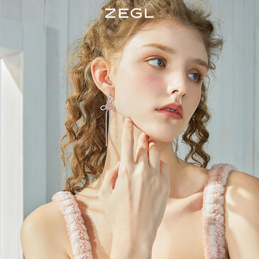 ZEGL设计师小甜兔系列流苏兔子耳环女小众设计感高级耳钉银针耳饰 商品图2