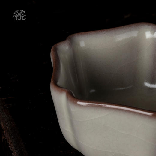 问鼎哥窑致巧款大五行杯（缺货） 商品图3