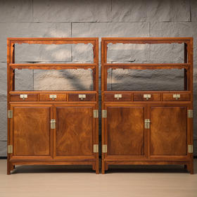 花梨木全独板带屉双层亮格柜（一对）