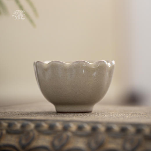 问鼎哥窑传世款菡萏杯 商品图0