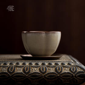 问鼎哥窑致巧款报春杯