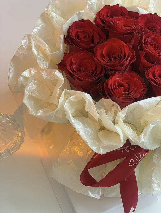 红玫瑰花束蛋糕 商品图1