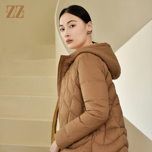 佐尔美冬季新款 气质连帽双面穿菱形格羽绒服女E24YY05 商品图1