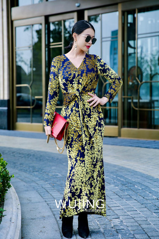 【雾境定制款】金枝玉叶烧花丝绒 优雅女人味修身连衣裙 2202213 商品图3