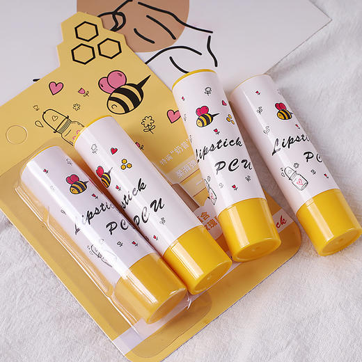 「7.9元包邮！冬季护唇」PCU补水保湿蜂蜜润唇膏 淡化唇纹无色膏体唇膏 商品图3