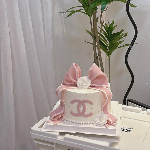 小香风粉色翻糖蛋糕(默认1.5磅）加高款 商品图0