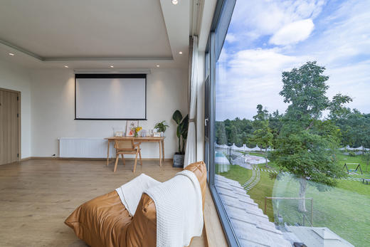 【崇州-305号院】8房泳池院子，重庆路旁五星村，超大草坪、泳池、台球、露营、暖气、唱K、采摘体验XZR 商品图3