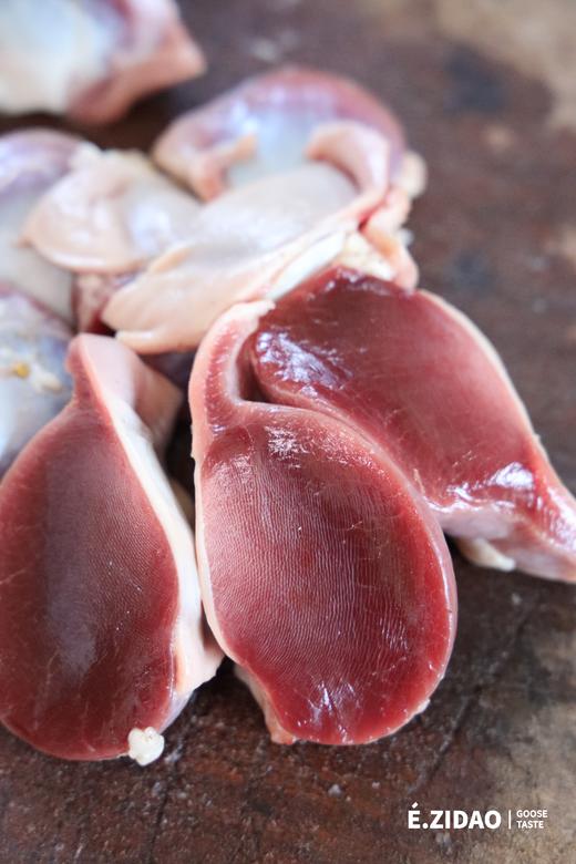 地道重庆味【鹅杂米线】麻辣酱料 鲜香不腻 大块鹅杂 牵引着肠胃 诱惑着唾液 颠覆对米线的认知 商品图6