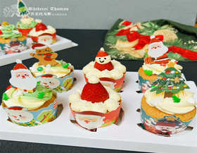 圣诞纸杯蛋糕  Christmas cup cakes