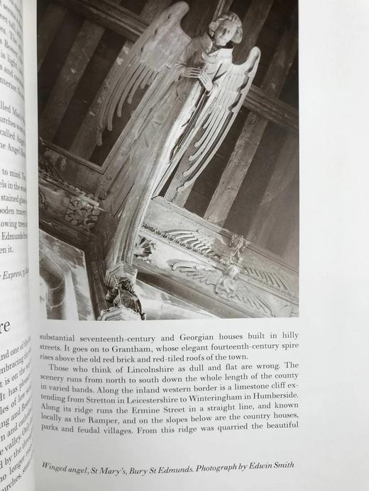 贝杰曼笔下的英国（1999） 约百幅照片插图 精装16开带书匣 商品图11