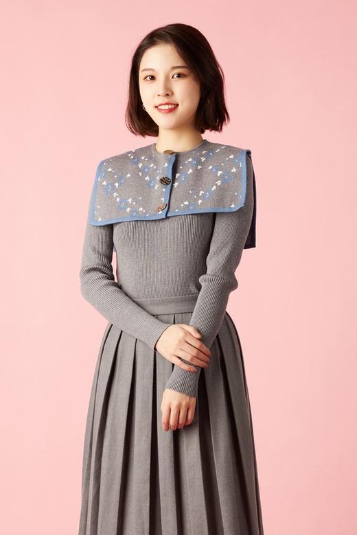 amadella 时尚大方领针织上衣 10805 商品图0